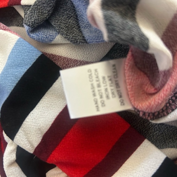 Iris blouse size M excellent used condition - Picture 13 of 13